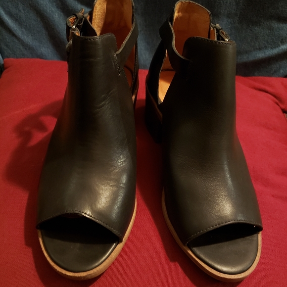 Madewell Pierce cutout booties - Picture 4 of 7